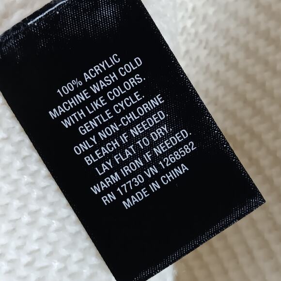 Mossimo Knit Sweater Top Size Small Off White Cold Shoulders Long Sleeve - Picture 7 of 9